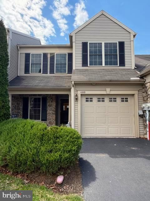 Building Photo - 688 Stoverdale Rd