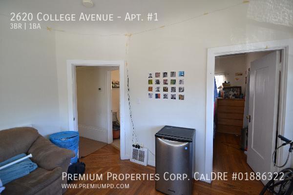 Building Photo - 2620 College Ave