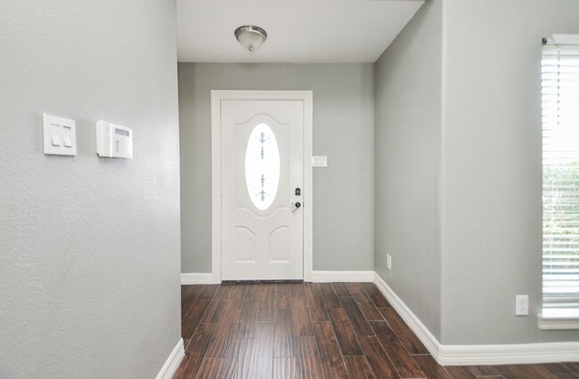 Building Photo - 21523 Ivory Gate Ln