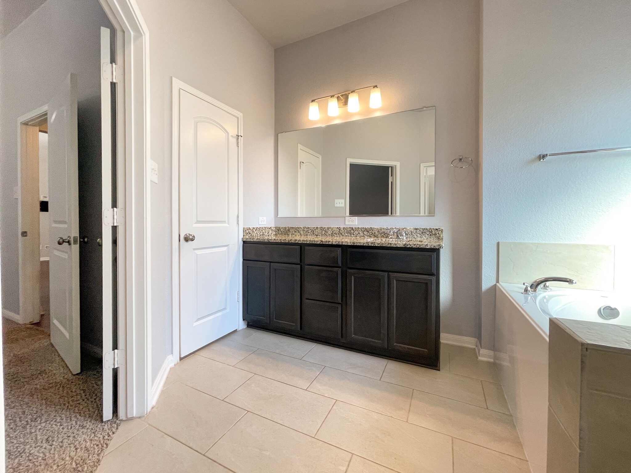 Building Photo - 10265 Driskill Dr