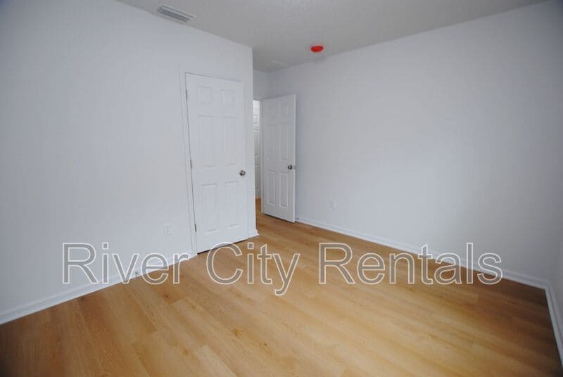 Building Photo - 6276 Bucknell Ave