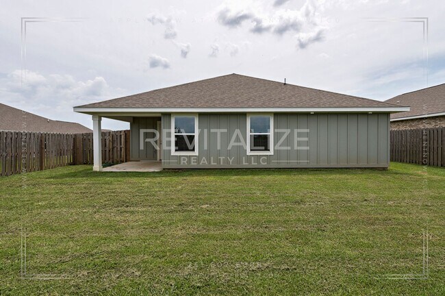 Building Photo - 1097 Hayward Lp