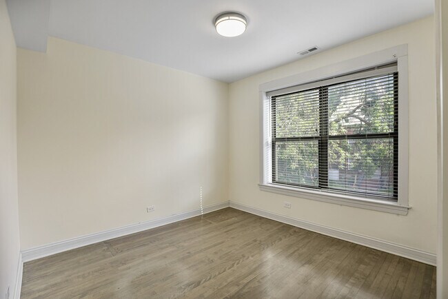 Building Photo - 1630 W Gregory St