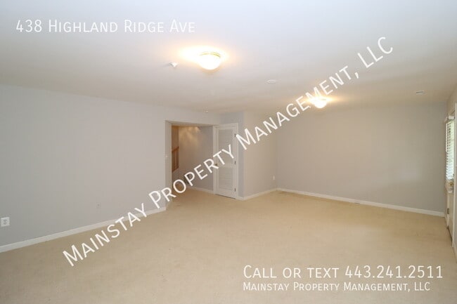 Building Photo - 438 Highland Ridge Ave