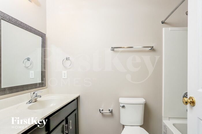 Building Photo - 109 Piety Dr