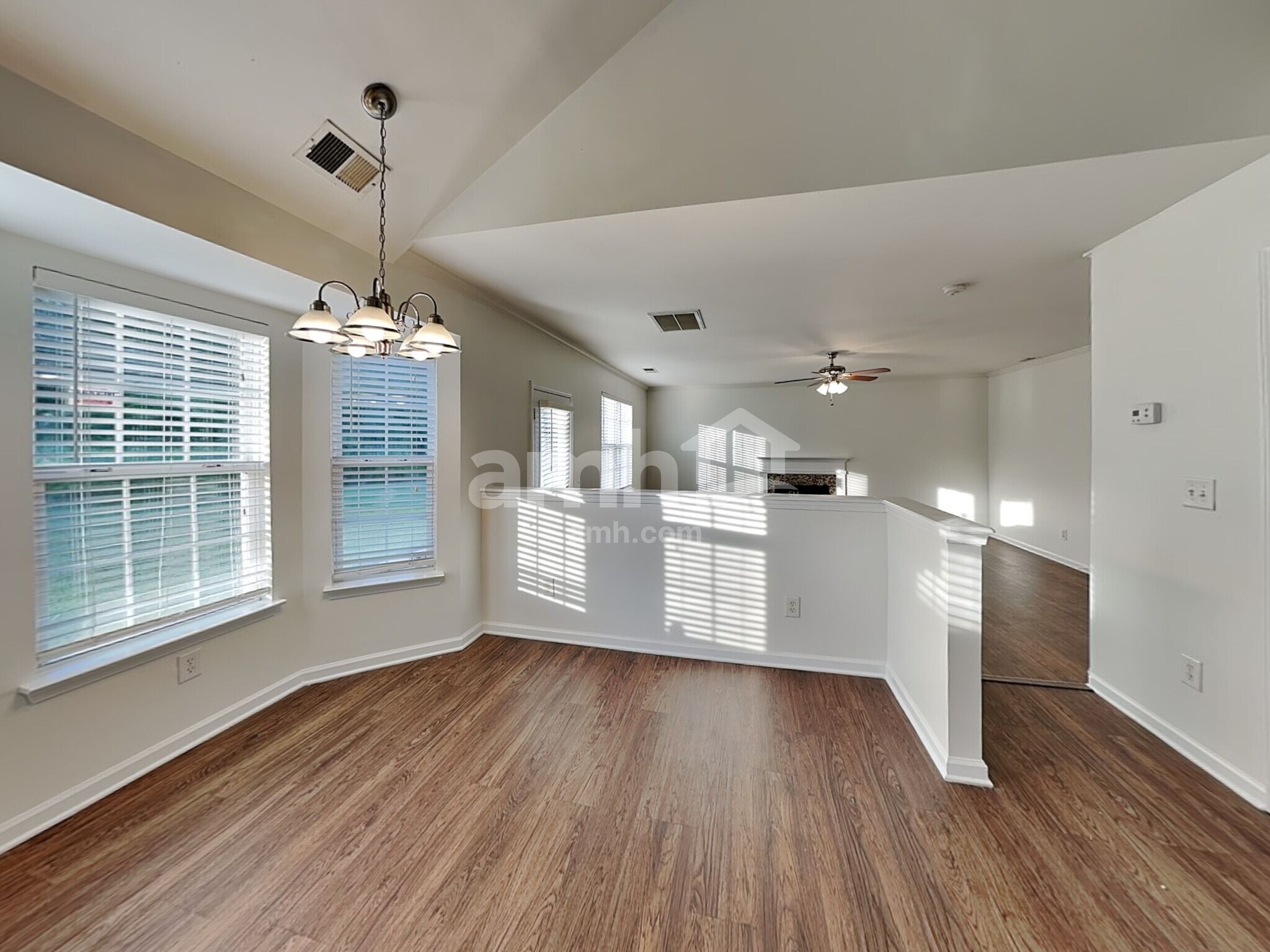 Building Photo - 7225 Hidden Creek Dr