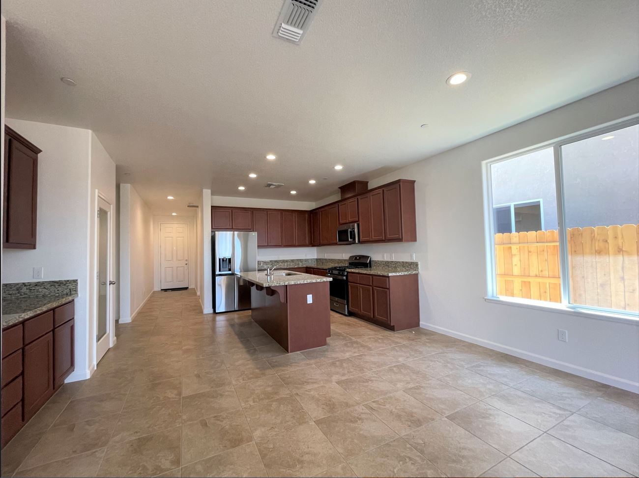 Building Photo - 4427 Andrea Dr