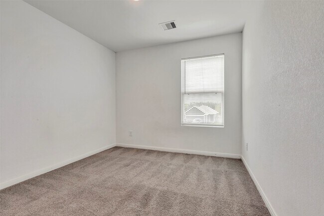 Building Photo - 307 Rd 5138