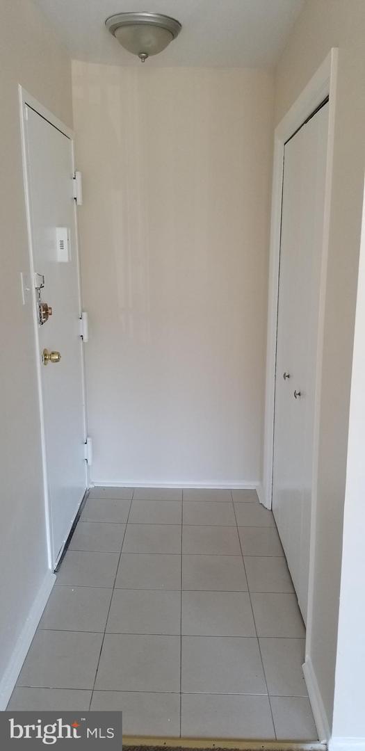 Building Photo - 5204 Newton St