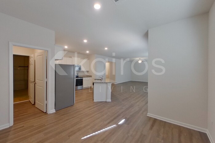 Building Photo - 3440 Bridgewood Dr