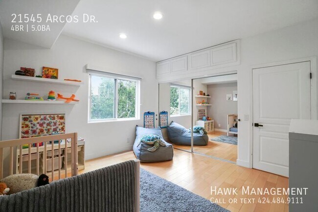 Building Photo - 21545 Arcos Dr