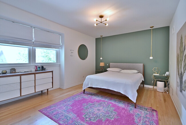 Building Photo - 7324 N Bell Ave