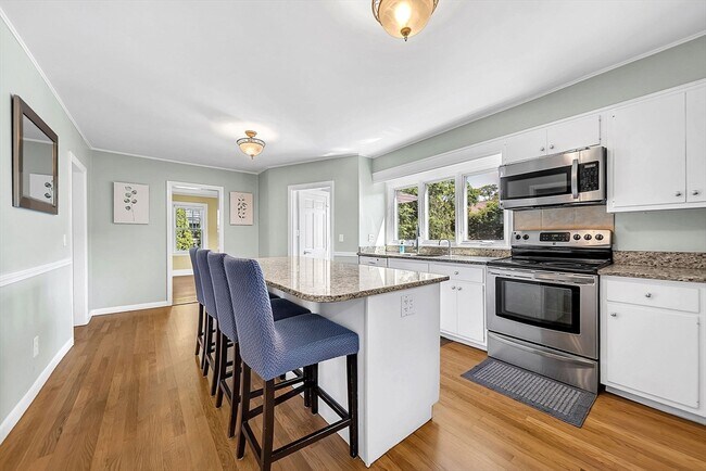Primary Photo - 407 Weston Rd