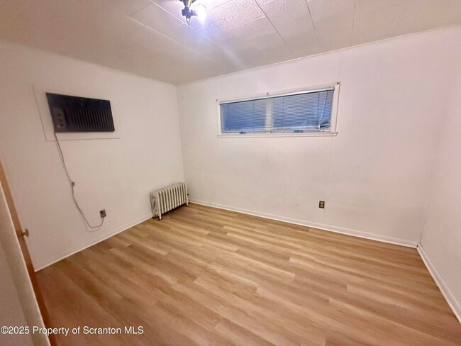 Building Photo - 89 Belmont St