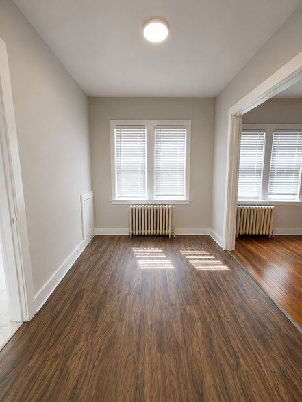 Building Photo - 5862 Forbes Ave
