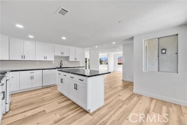 Building Photo - 22960 Cove View St