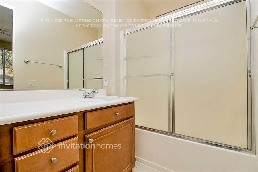 Building Photo - 1810 Running Fawn Ct