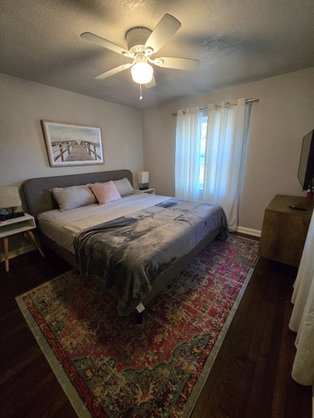 Building Photo - 3520 Post St