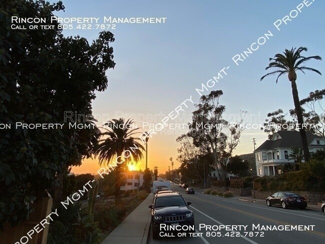 Building Photo - 656 Poli St