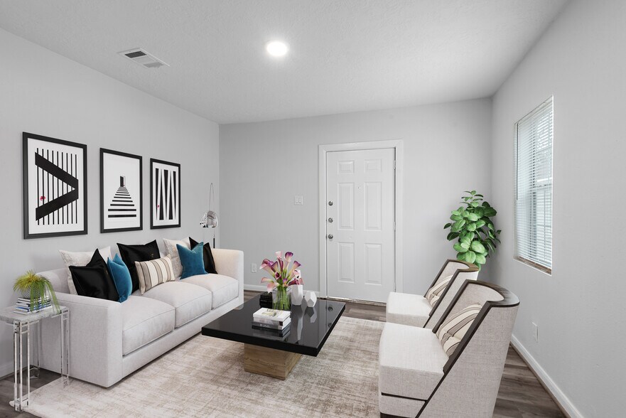 Building Photo - 7307 Avenue H