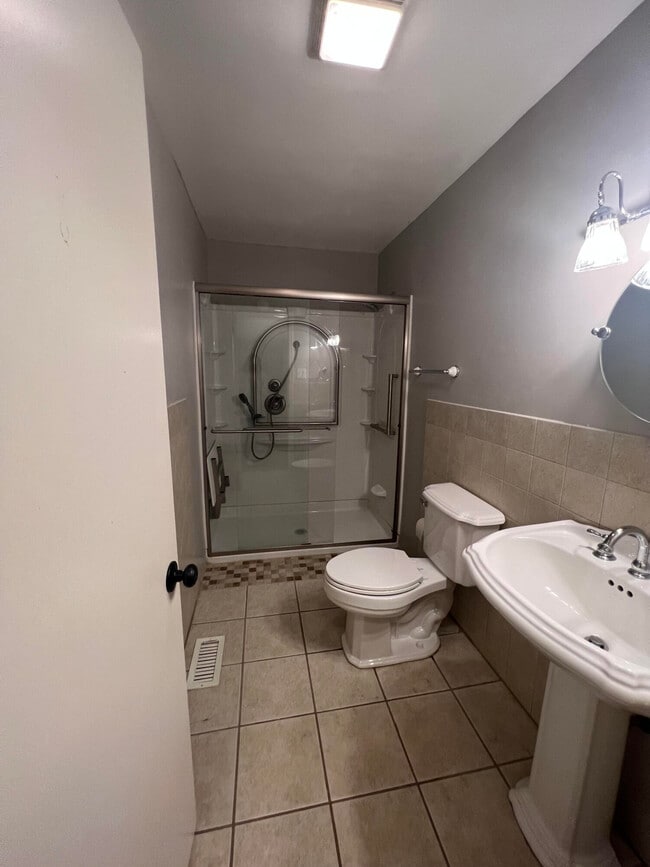 Building Photo - 4019 Winnepeg Way