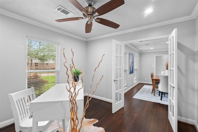 Building Photo - 1139 Lehman St