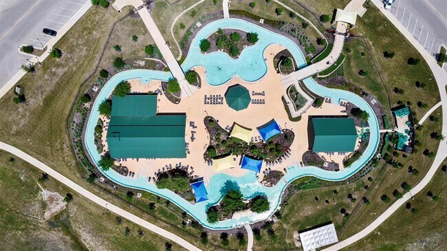 Building Photo - 497 Esperanza Dr