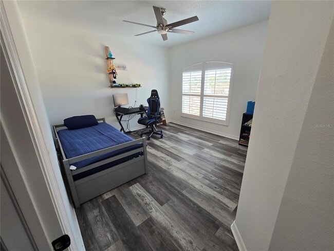 Building Photo - 8111 Santa Rosa Ct