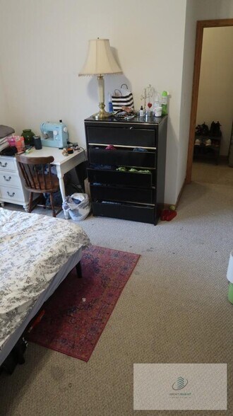 Building Photo - 1446 W Chicago Ave