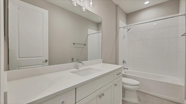 Building Photo - 690 Allora Ave