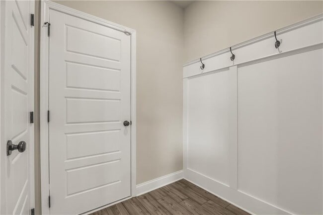 Building Photo - 1813 Westfall Lndg