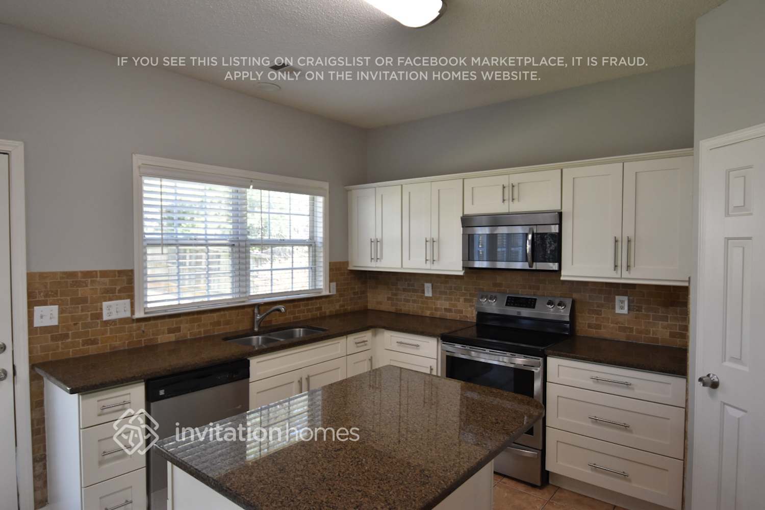 Building Photo - 2868 Donamire Ln NW