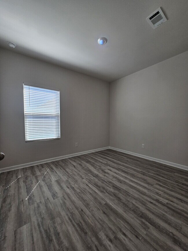 Building Photo - "New Construction 4-Bed Gem on Renova Drive in Pelican Lakes! Near LSU!