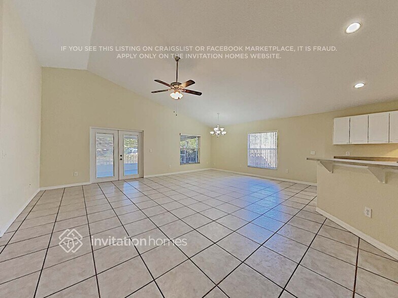 Building Photo - 5110 Volusia Ave