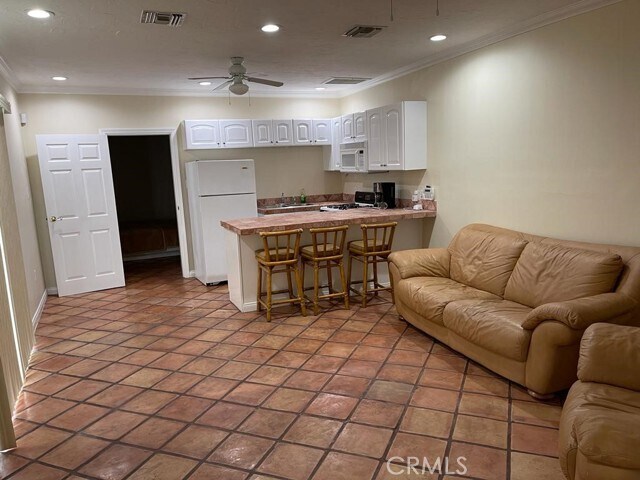 Building Photo - 4910 Brewster Dr