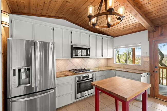 Building Photo - 16808 Forest Way