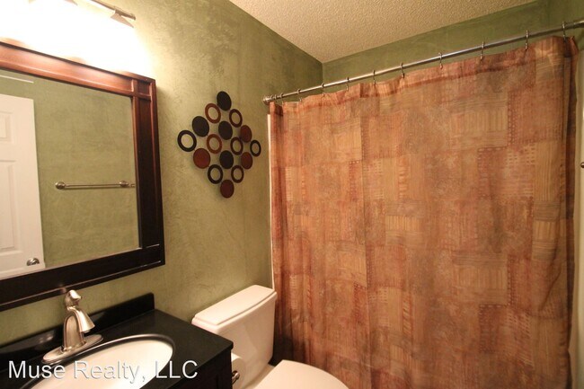 Building Photo - 3 br, 2 bath House - 417 Swallowtail Court