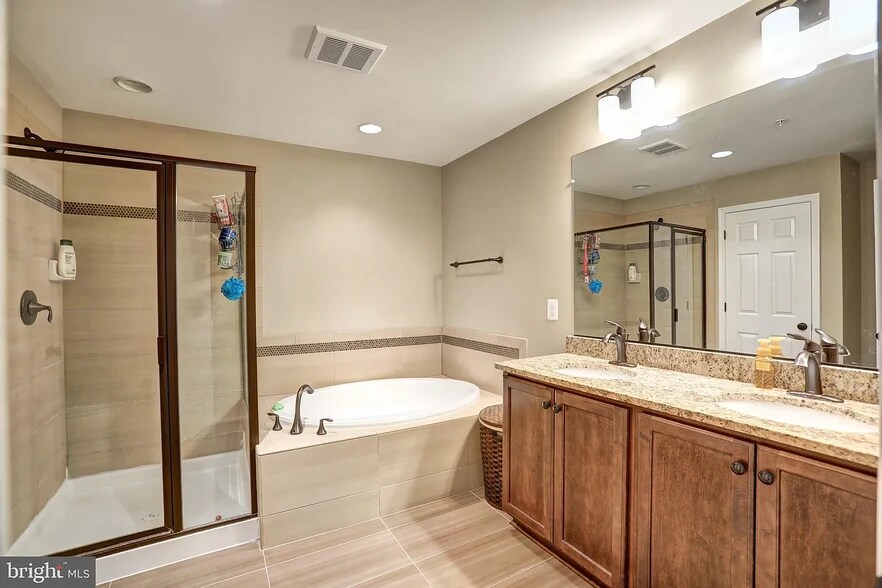 Building Photo - 25574 Tolar Sq