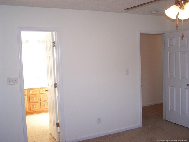 Building Photo - 1753 Cherrypoint Dr