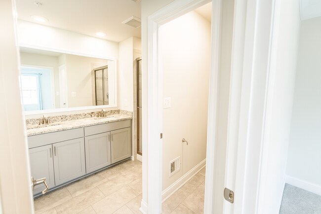 Building Photo - 23788 Myrtle Glen Way
