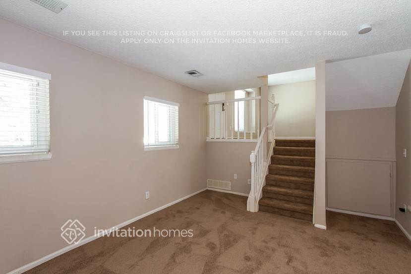 Building Photo - 4406 S Biscay Way