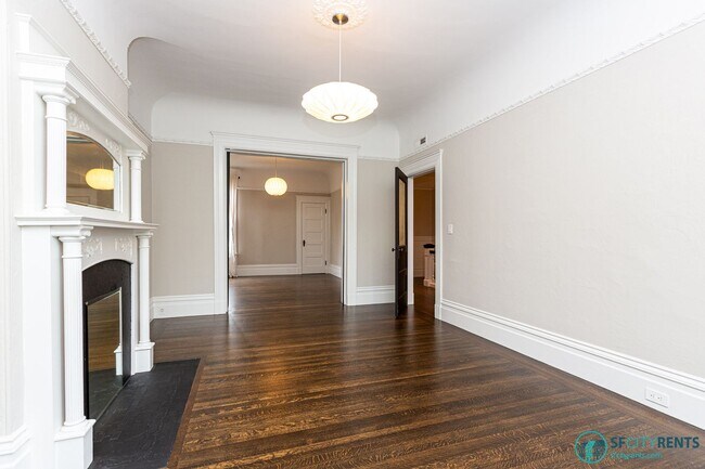 Building Photo - 1327 McAllister St