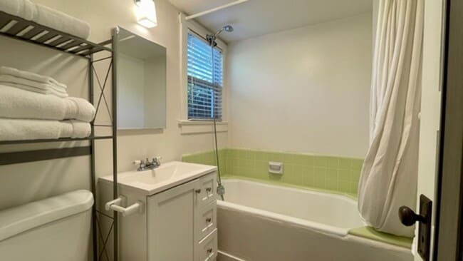 Building Photo - Furnished 1 Bedroom Flat Near Downtown SLO ** All Utilities Included