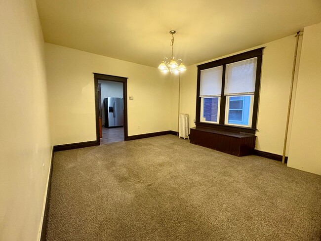 Building Photo - 3 Bedroom Single Family Home in Harrisburg!