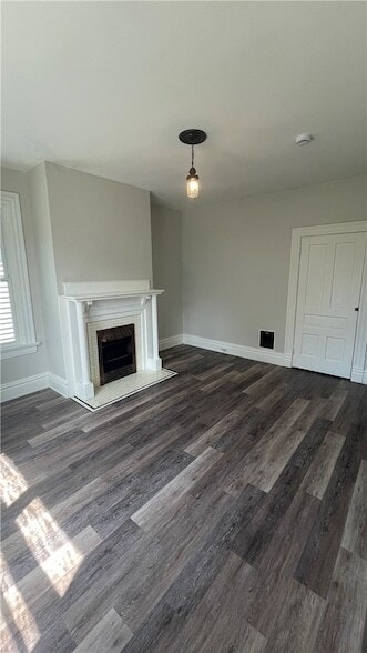 Building Photo - 401 N McKean St