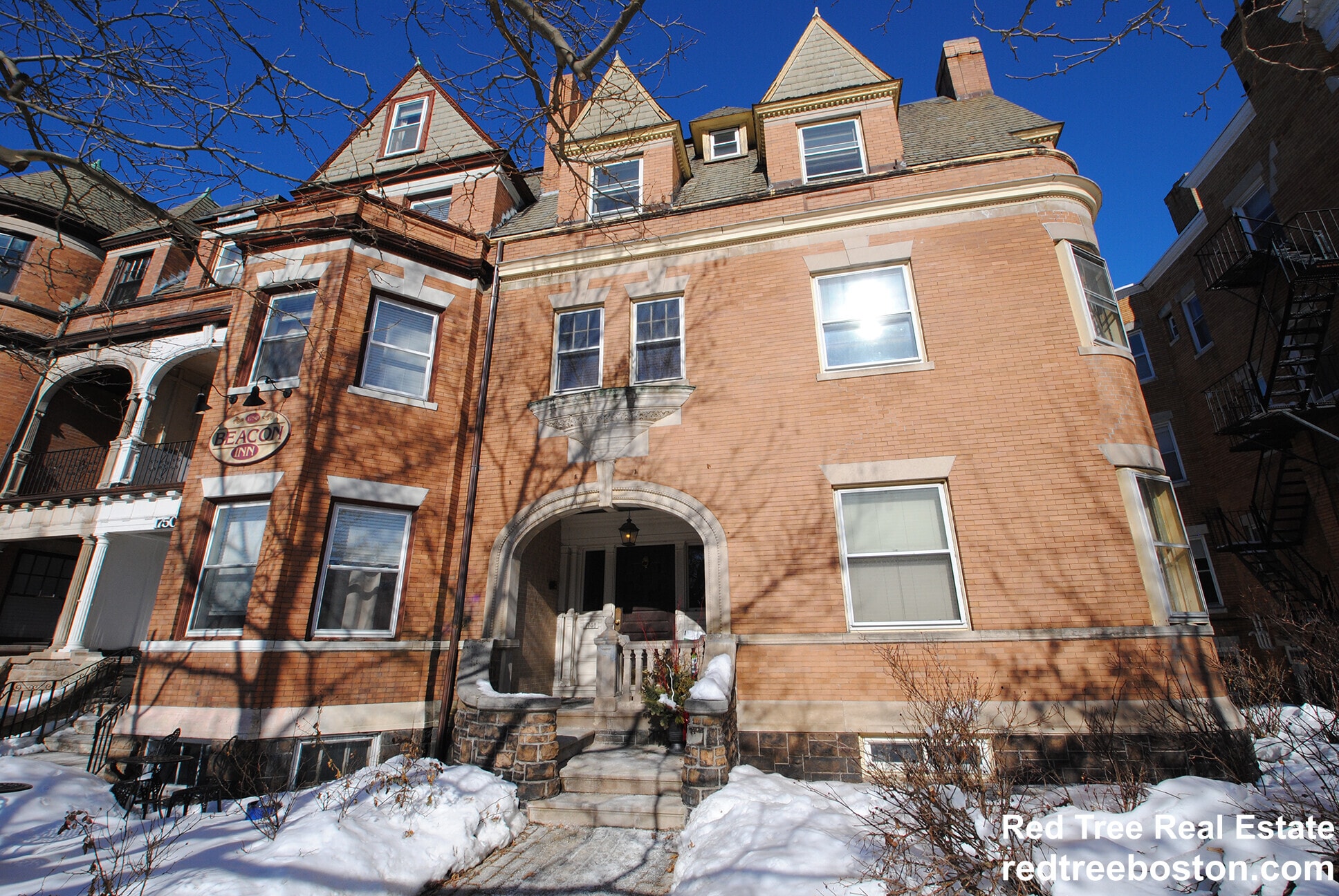 Building Photo - 1748 Beacon St