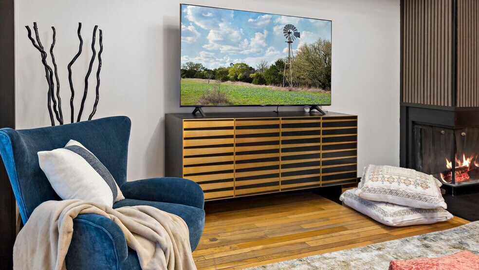 Building Photo - 3590 Water St NW