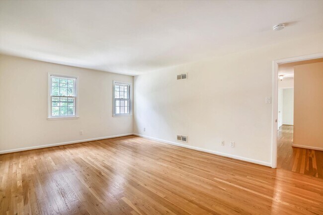 Building Photo - 11200 Powder Horn Dr