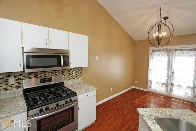 Building Photo - 2979 Sentinel Cir
