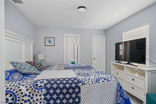 Building Photo - 779 98th Ave N